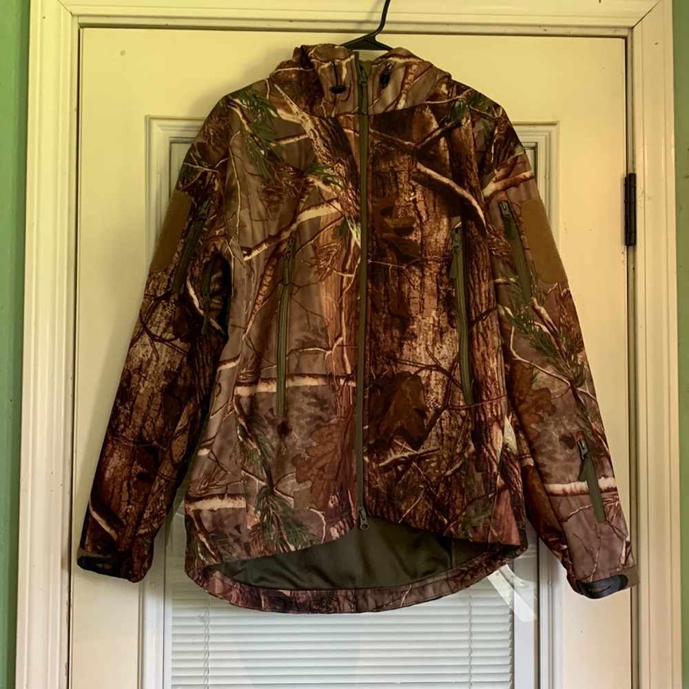 Men’s camouflage jacket and pants.